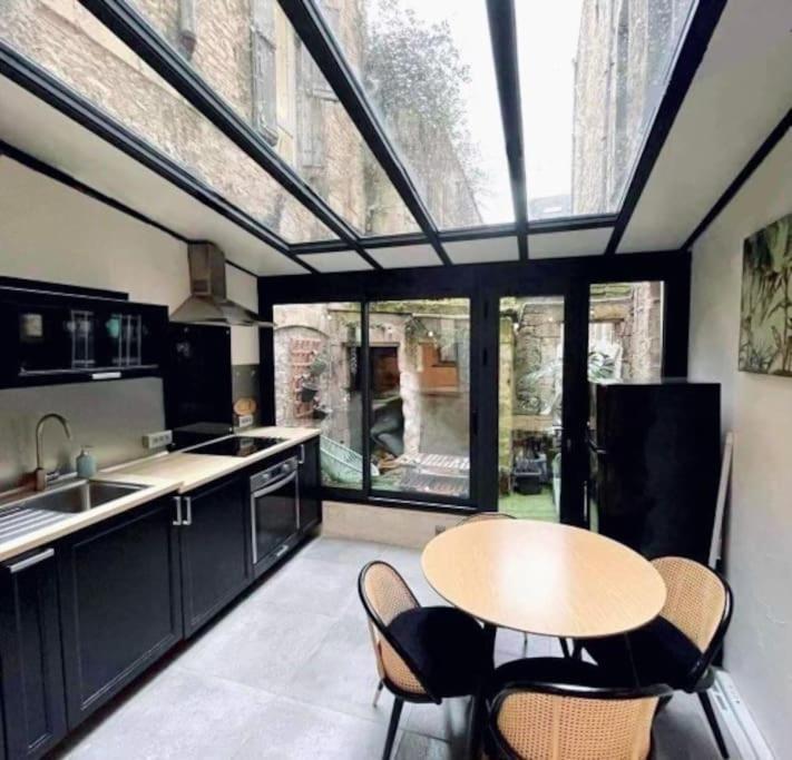Sublime Appartement Typique Hypercentre Caen Exterior foto